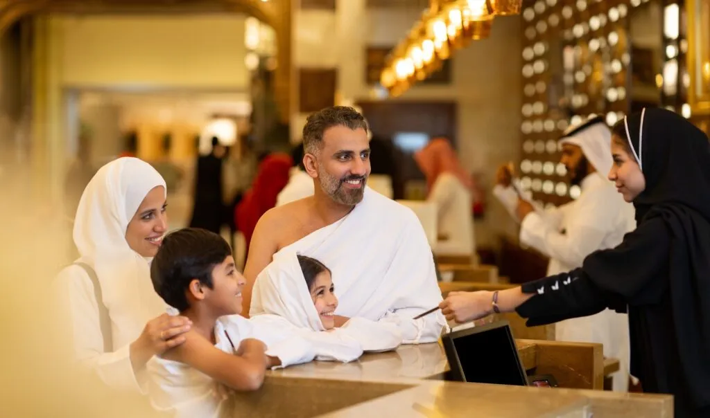 Dress Code and Etiquette for Women in Umrah